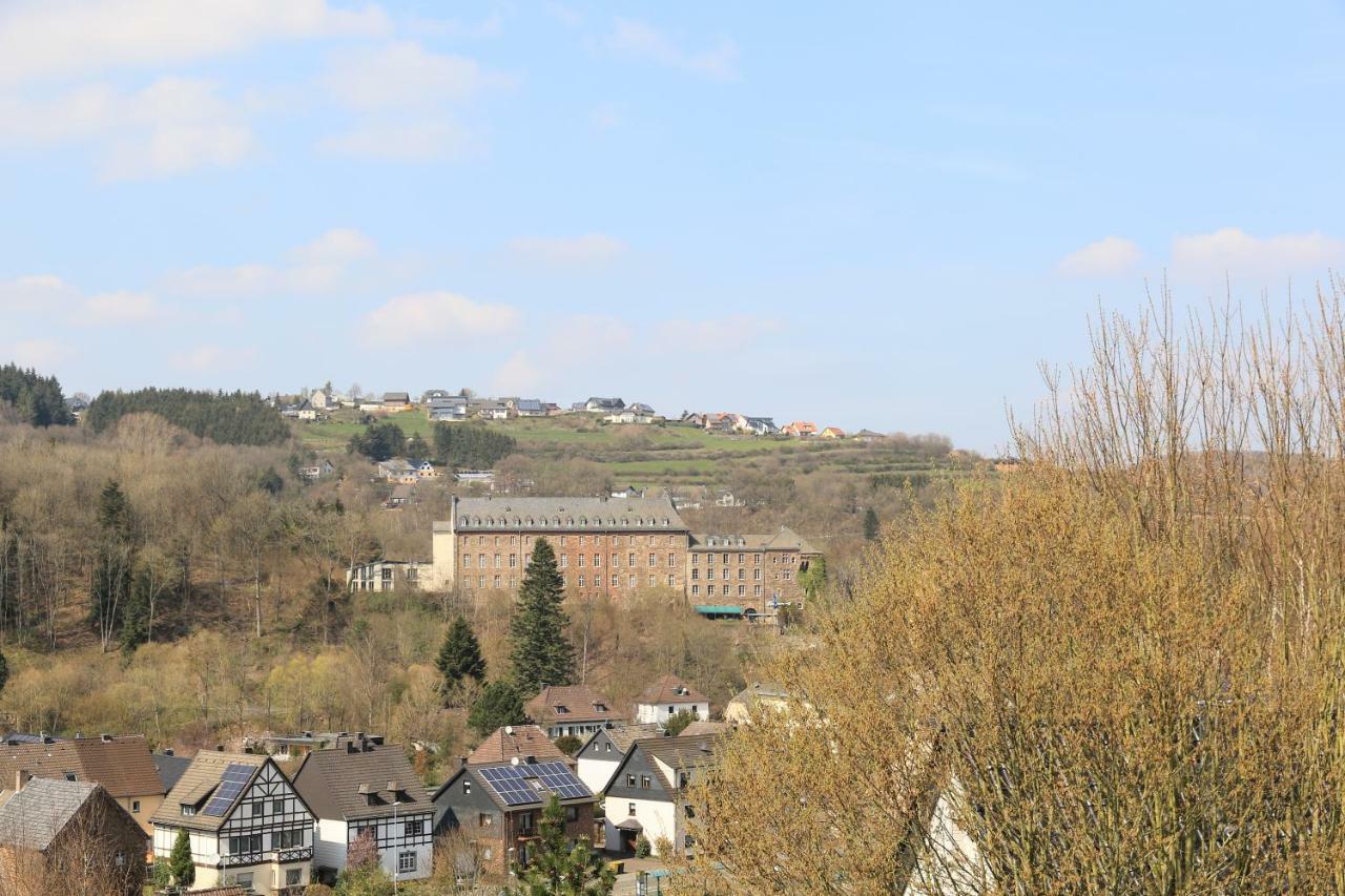 Ferienhaus Paulus, Erholung Mitten Im Nationalpark Eifel Schleiden Exterior foto